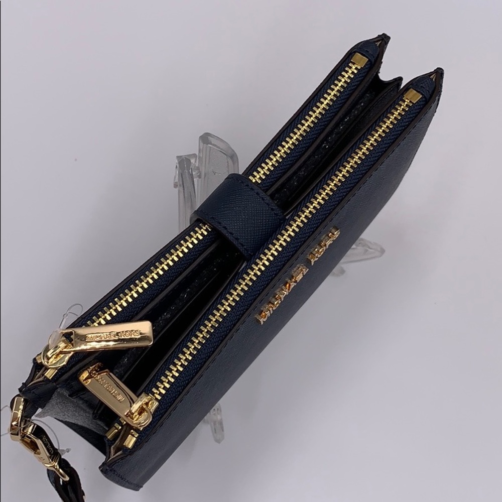 MICHAEL KORS LG DOUBLE ZIP WRISTLET NAVY - Picture 14 of 16